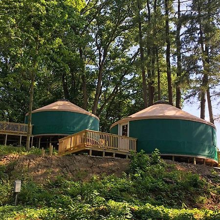Circle M Camping Resort 16 Ft. Yurt 1 Lancaster Dış mekan fotoğraf